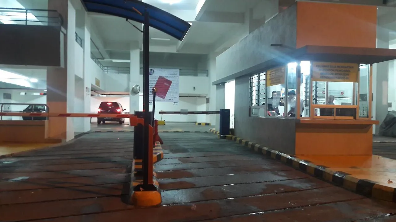 Apartment Homestay Residensi Kerinchi Bangsar South Kuala Lumpur Malaysia